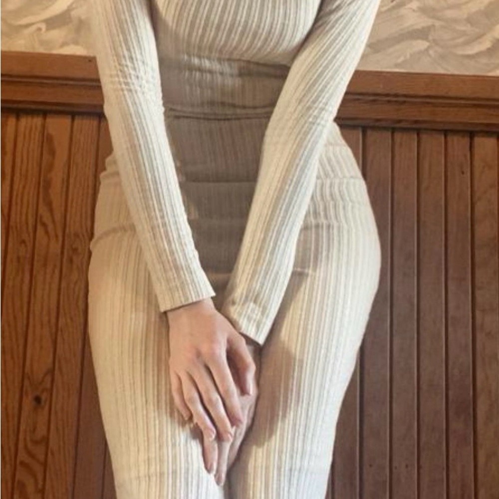Steve Madden Beige Ribbed Midi Dress - Picture 5 of 5